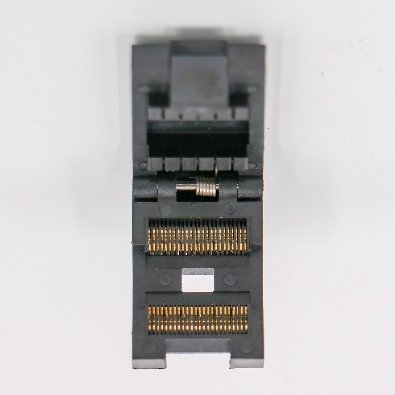 CLCC24-1.0芯片老化座