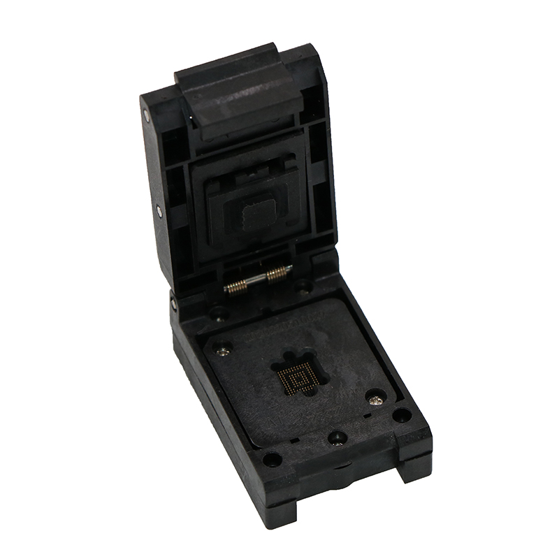 BGA113-0.5_7×7 塑胶翻盖弹片老化座